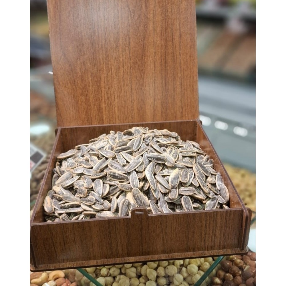 TUZLU KAVRULMUŞ İRİ ÇEKİRDEK